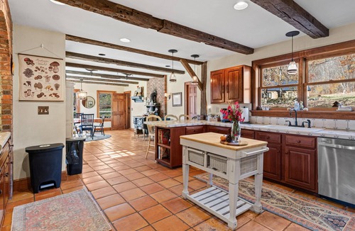 Bridgewater Corners House | OQ Farm Manse House: Animal Farm Stay