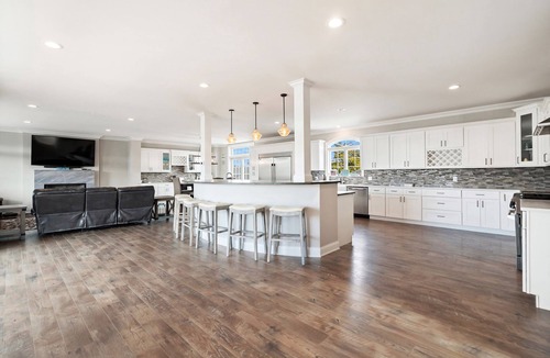 Ortley Beach House | ORT206 | Entertainers DREAM in Ortley Beach! Splash pool, bar & more! Sleeps 14!