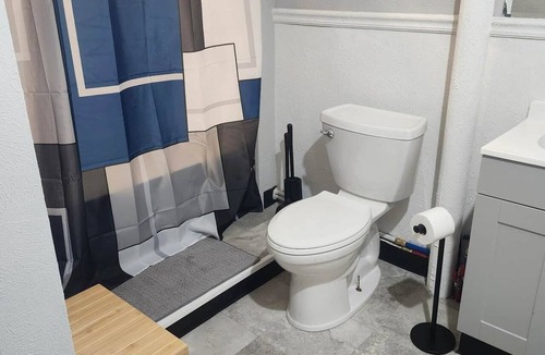 Oswego Apartment | Oswego 3BR Apt close to SUNY, Downtown & Lake Ontario