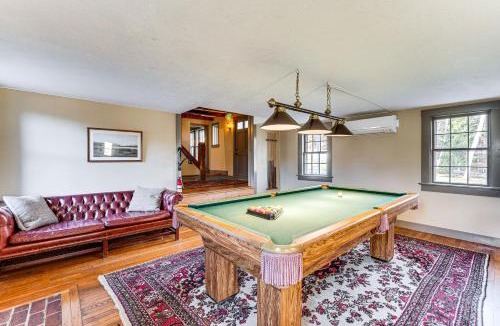 Tamworth House | Outdoor Fireplace & Pool Table: Tamworth Home!