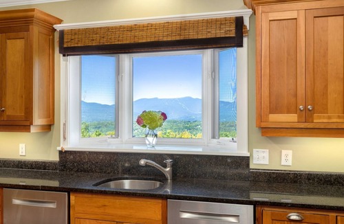 Stowe Hollow House | Panorama: 5 br, fireplaces, game room, huge deck with mountain views!
