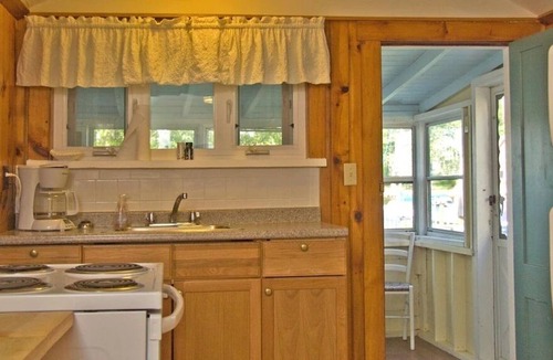 Gilford Cottage | Papoose Cottage at The Inn at Smith Cove