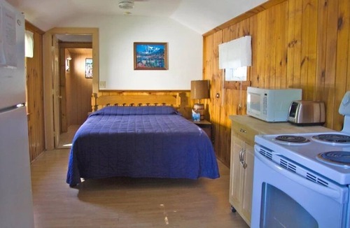 Gilford Cottage | Papoose Cottage at The Inn at Smith Cove