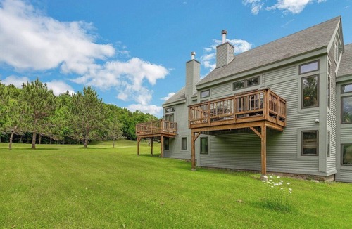 Wilmington Condo | Par Paradise | On Haystack Golf Course w/Fireplace