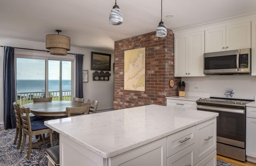 Mattapoisett House | Paradise Water Front with a Private Beach!