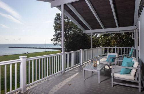 Mattapoisett House | Paradise Water Front with a Private Beach!