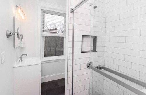 Fenway–Kenmore Apartment | Park42-0/1 · Cozy Central Fenway Studio