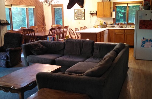 West Dover House | Partridge Run Ski House Hot Tub! August Specials Winter Specials. Reach out!