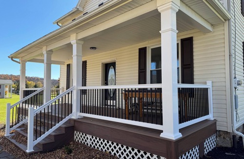 Alum Bank House | Pauls Place 4-Bedroom house with AC in charming Pleasantville