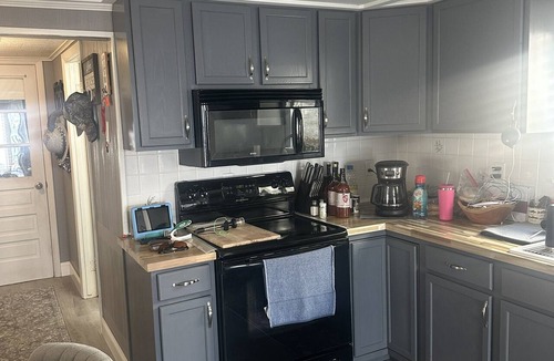 Sodus Point House | Peaceful 3-bedroom waterfront house with AC on charming Sodus Bay
