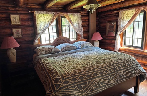 Lake George Cabin | Peaceful 5-Bedroom Lodge in Lake George Adirondack Mountains