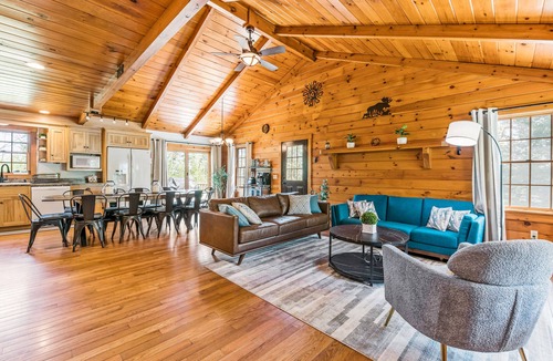 Guild Cabin | Peaceful cabin w/patio-firepit near lake Sunapee