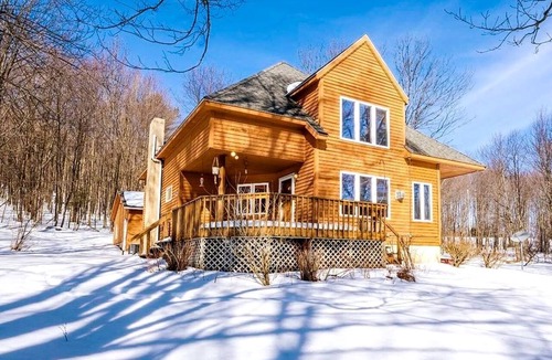 Bloomville House | Peaceful Country Retreat with Private Trails, Sauna & Stargazing in Bloomville, New York