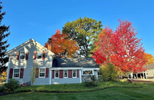 Kirtland House | Peaceful Historic Home on 10 Acres w/Lake, Barn & Fire Pit - 5 Bedrooms