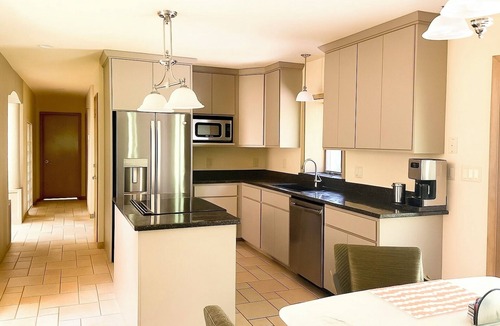 Harwinton Bed & Breakfast | Peaceful Modern Private Room with Comfort & Charm