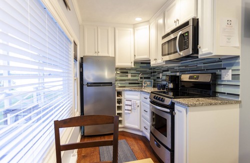 East Boothbay Condo | Peaceful! Oceanfront Sunsets With Beach And Dock