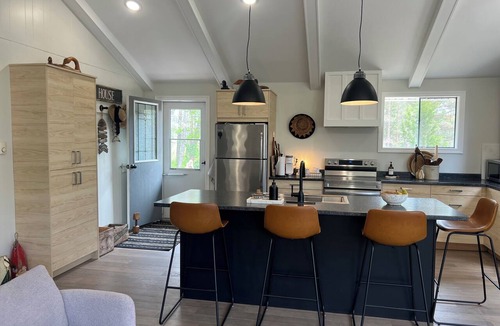 Port Franks Cottage | Peaceful Private Island Cottage Escape in Port Franks. Includes boat/kayaks/SUP