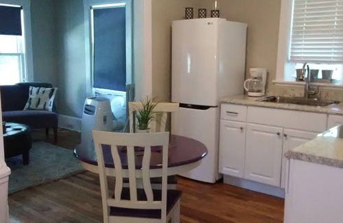 Wells River Apartment | Peaceful View Guest Apartment in Historic Victorian Building
