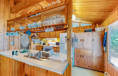 South Orleans House | Peaceful woodland home with spacious property, pond views, & outdoor dining