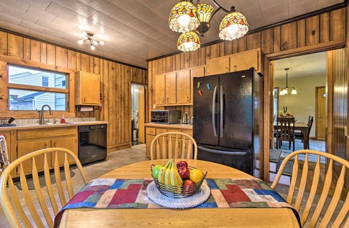 Town of Milo House | Penn Yan Escape w/Yard, 1 Mi to Keuka Lake!