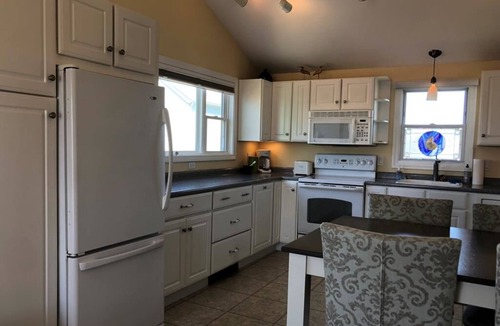 Wells Beach Condo | Penthouse condo just steps away from Wells Beach