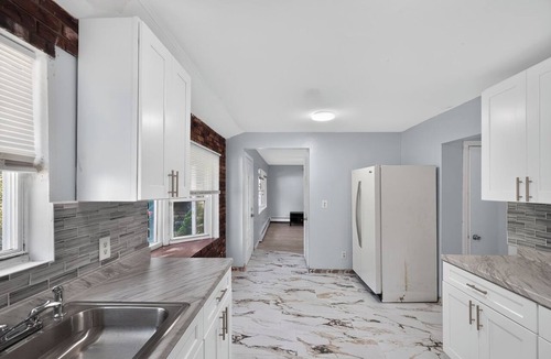 North Bay Shore House | Perfect 3-bedroom house with AC in lovely Bay Shore