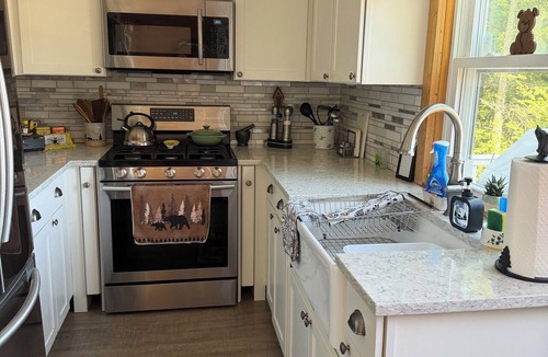 Woodford Cottage | Perfect for a peaceful get away in clean fresh Vermont air!