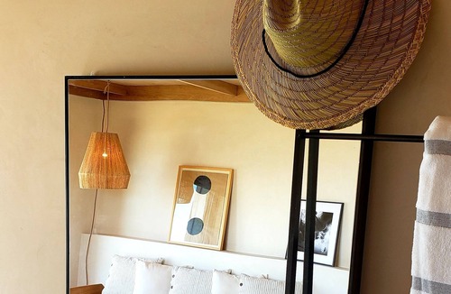 Montauk Hotel | Perfect For A Weekend Getaway! Free Breakfast, Outdoor Pool, Beachfront!