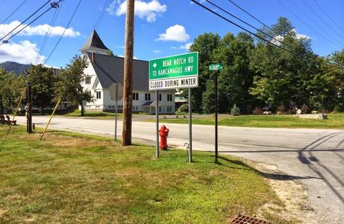 Bartlett House | Perfect for Snowmobilers, Close to Attitash, Storyland, and North Conway.