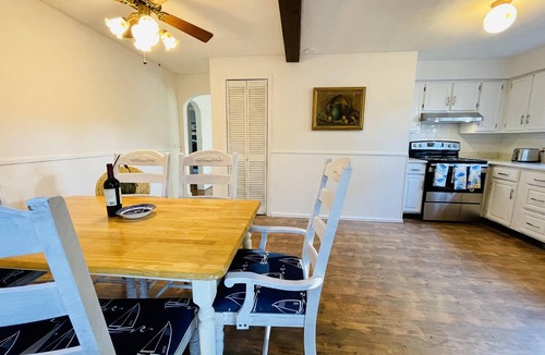 Mystic House | Perfect Group Escape · Coastal Mystic Ranch