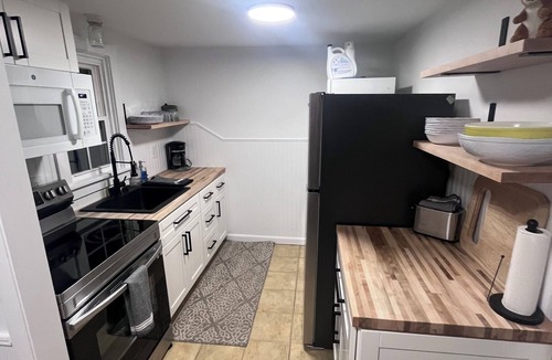 Ocean Park Apartment | Perfect OOB and Ocean Park rental