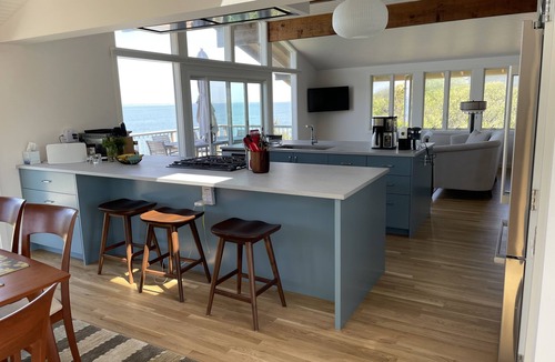 Wellfleet House | Perfect spot for a lovely autumn getaway! September and October dates now open!
