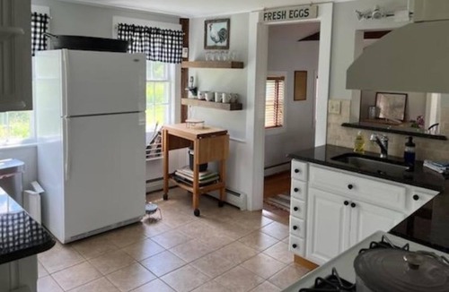 Stratton House | Perfect VT getaway - great for two families! Starlink Internet, Large Yard