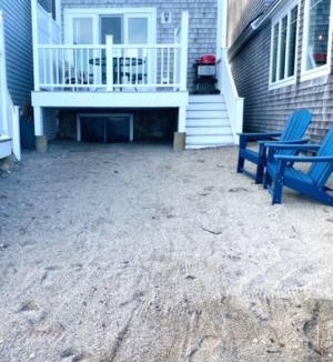 Ogunquit House | Perkins Cove Oceanfront Cottage