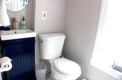 Canton House | Pet friendly cottage near Boston