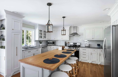 Skaneateles House | Pet Friendly-Fenced Yard-Near Downtown