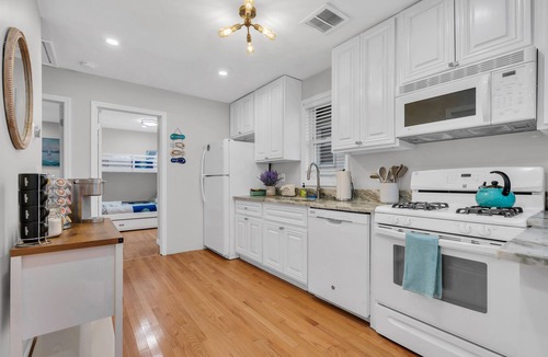 Seaside Heights House | Pet Friendly | Fire Pit | Linens + Towels | Coffee