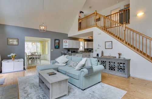 Rowland House | Pet-Friendly Lackawaxen Home w/Gas Grill!