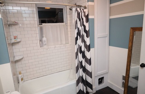 North Branford House | Pet Friendly Private Room with large fenced in yard.