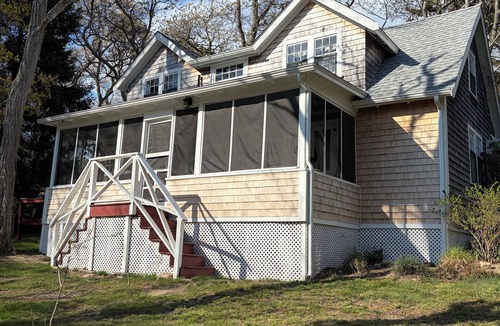 Vineyard Haven Cottage | Pet Friendly Quiet Cottage; 1/2 mi to Lambert's Cove Beach