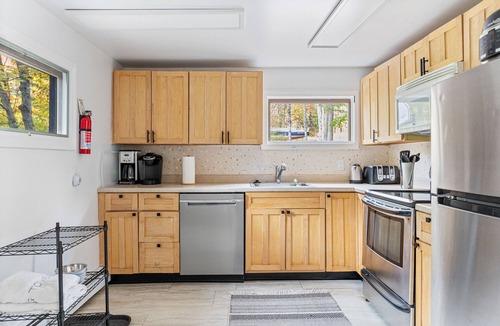 Stowe Area Ski Chalet | Pet Friendly Stowe Retreat 7 Mins to Mountain & Village Firepit Sleeps 8