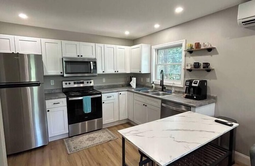 Old North End Apartment | Pet-Friendly Unit | Spacious Yard & Walk to Downtown