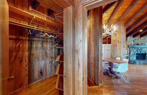 Moultonborough House | Pet Friendly waterfront house on Lake Winnipesaukee sleeps 6