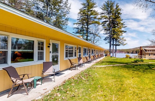 Alton Bay Cottage | Picturesque studio in bay-front locale just steps to water w/WiFi & kitchenette
