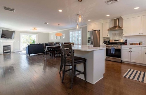 Narragansett Pier House | Pier Gem: Walk to Beach, Shops & Dining