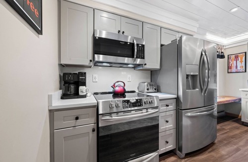 Intervale House | Pineside Hideaway - N Conway, Story Land, Mt Washington, Perfect Location!