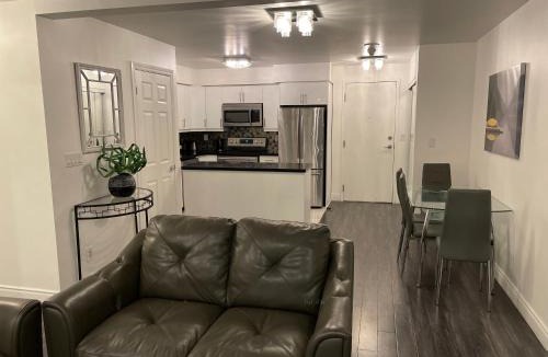 Downtown Mississauga Apartment | PlanURstay