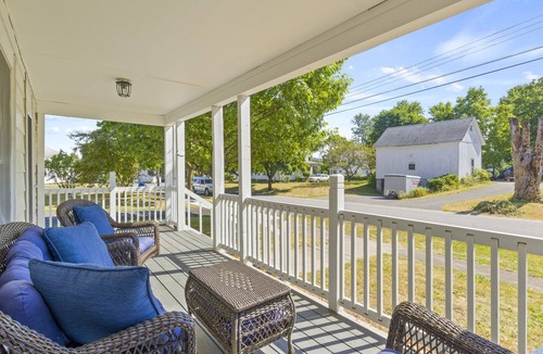 Palmyra House | Pleasant Place: A Family Stay in Palmyra