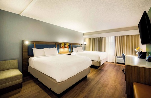 Eastwick Hotel | Pleasant Stay, Convenient Location! Short Drive to Museum of Art! Pets Allowed!