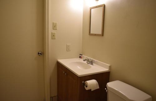 Terryville Hotel | PLYMOUTH MOTOR LODGE